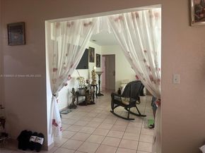 265 W 55th St, Hialeah FL 33012