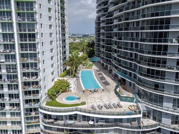 488 NE 18th St 2511, Miami FL 33132