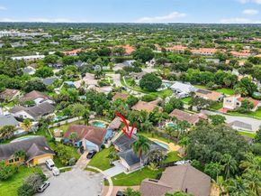 530 NW 78th Ter, Plantation FL 33324