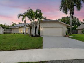 530 NW 78th Ter, Plantation FL 33324