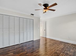 530 NW 78th Ter, Plantation FL 33324