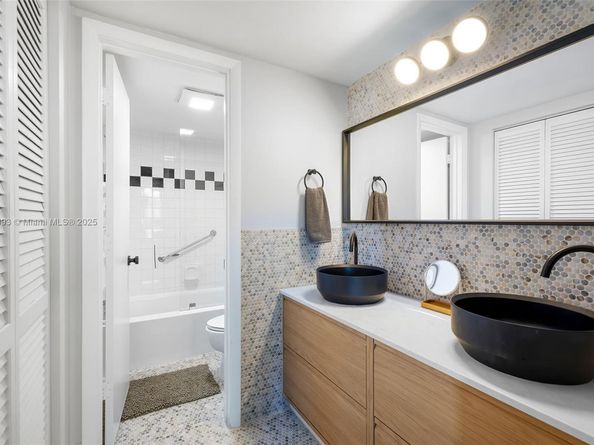 1361 S Ocean Blvd 805, Pompano Beach FL 33062