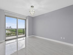 16385 Biscayne Blvd 2920, North Miami Beach FL 33160