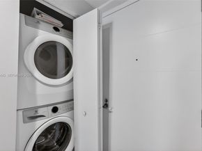 16385 Biscayne Blvd 2920, North Miami Beach FL 33160