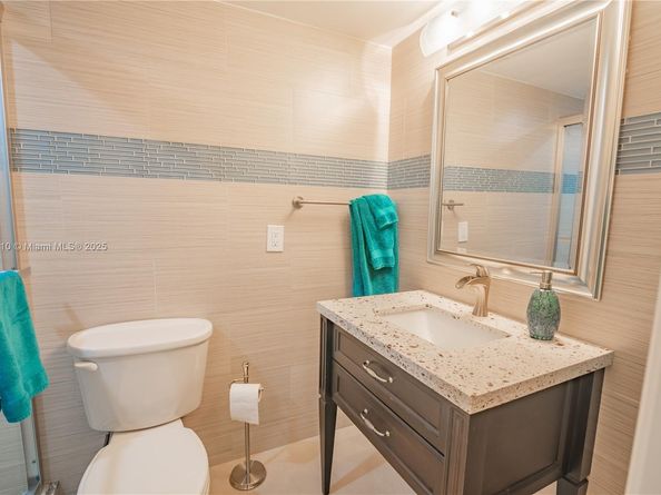 Undisclosed Address #A11832210, Hallandale Beach FL 33009
