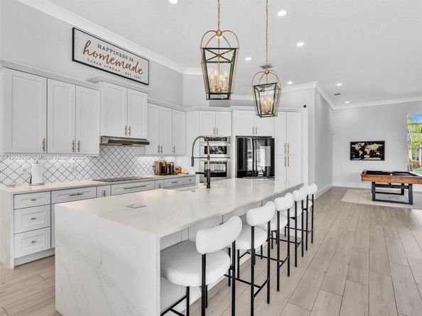 5039 NW 124th Way, Coral Springs FL 33076