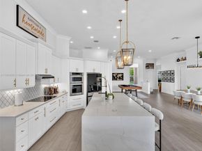 5039 NW 124th Way, Coral Springs FL 33076