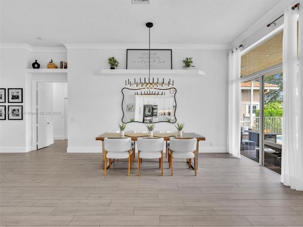 5039 NW 124th Way, Coral Springs FL 33076