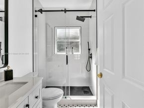 5039 NW 124th Way, Coral Springs FL 33076