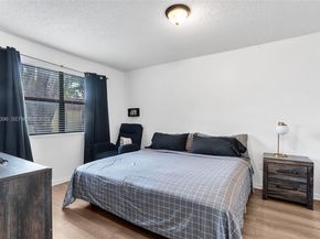 9730 Hammocks Blvd 20128, Miami FL 33196