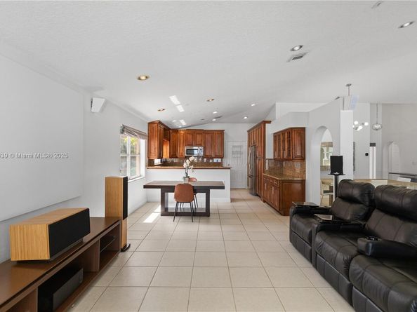 14321 SW 33rd Ct, Miramar FL 33027