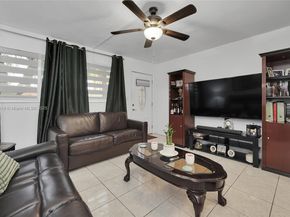 10881 SW 6th St 7, Sweetwater FL 33174