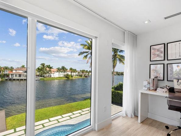 11325 NW 66th St, Doral FL 33178