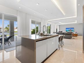 11325 NW 66th St, Doral FL 33178