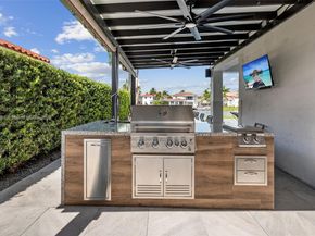 11325 NW 66th St, Doral FL 33178