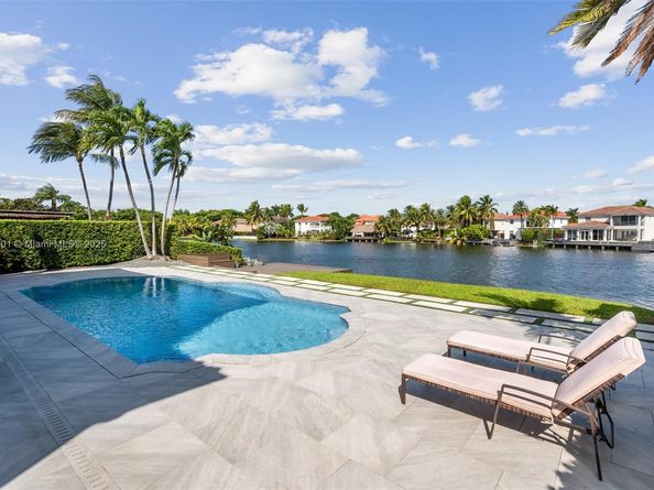 11325 NW 66th St, Doral FL 33178