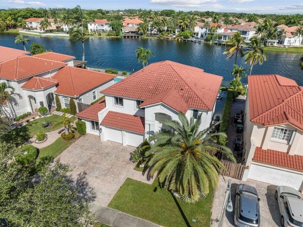 11325 NW 66th St, Doral FL 33178