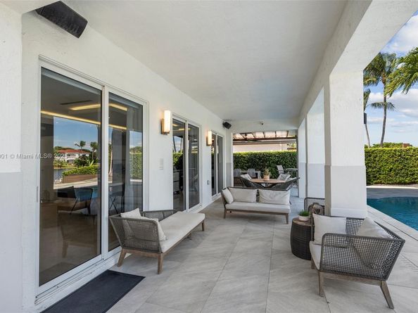 11325 NW 66th St, Doral FL 33178