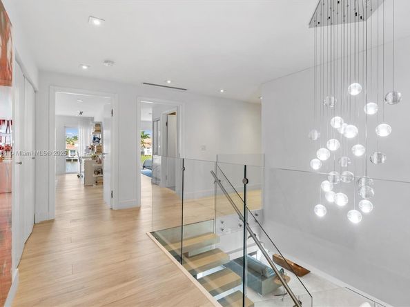 11325 NW 66th St, Doral FL 33178