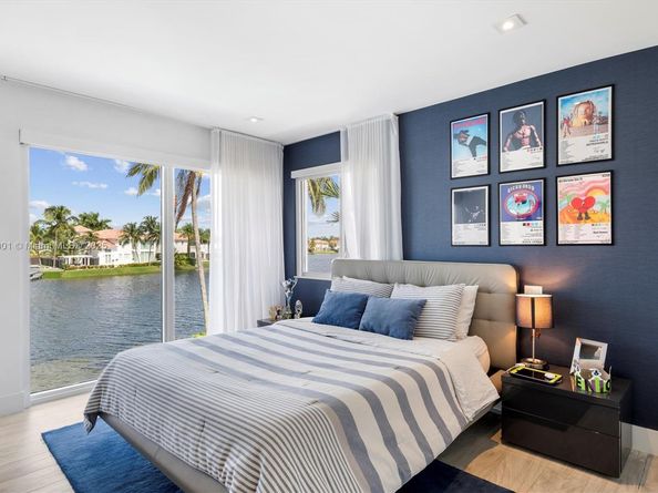 11325 NW 66th St, Doral FL 33178