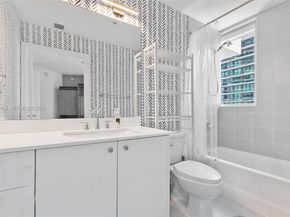 60 SW 13th St 3800, Miami FL 33130
