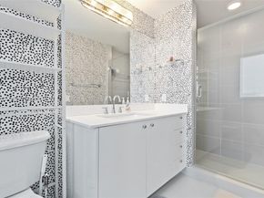 60 SW 13th St 3800, Miami FL 33130