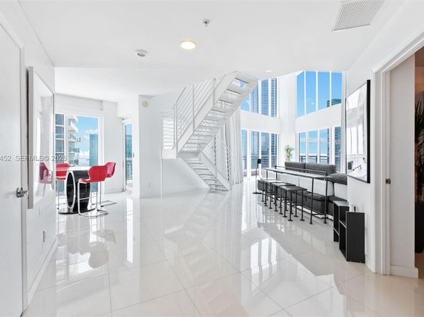 60 SW 13th St 3800, Miami FL 33130