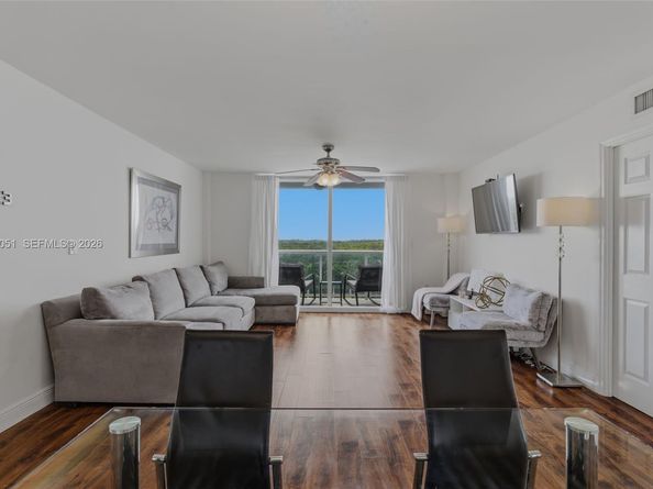 2841 NE 163rd St 802, North Miami Beach FL 33160