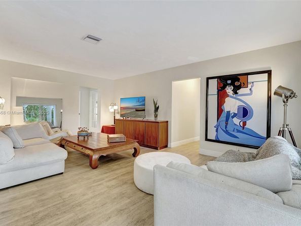 1319 Buchanan St, Hollywood FL 33019