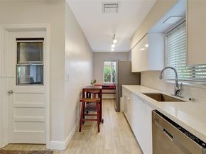 1319 Buchanan St, Hollywood FL 33019