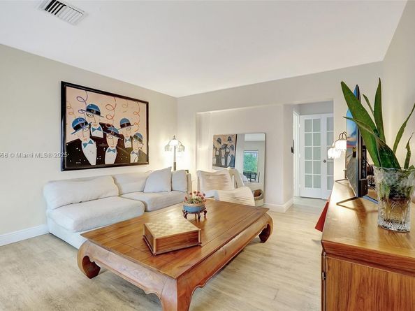 1319 Buchanan St, Hollywood FL 33019