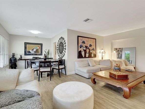 1319 Buchanan St, Hollywood FL 33019