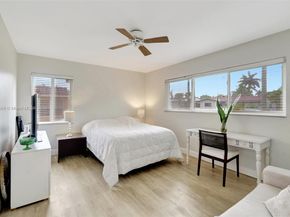 1319 Buchanan St, Hollywood FL 33019