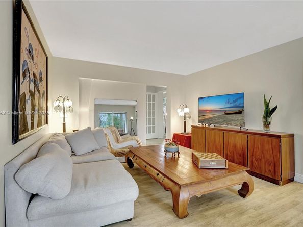 1319 Buchanan St, Hollywood FL 33019