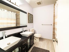 Undisclosed Address #A11816547, Miami FL 33162