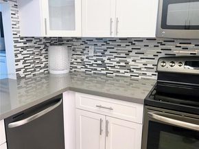 2901 N Nob Hill Rd 203, Sunrise FL 33322