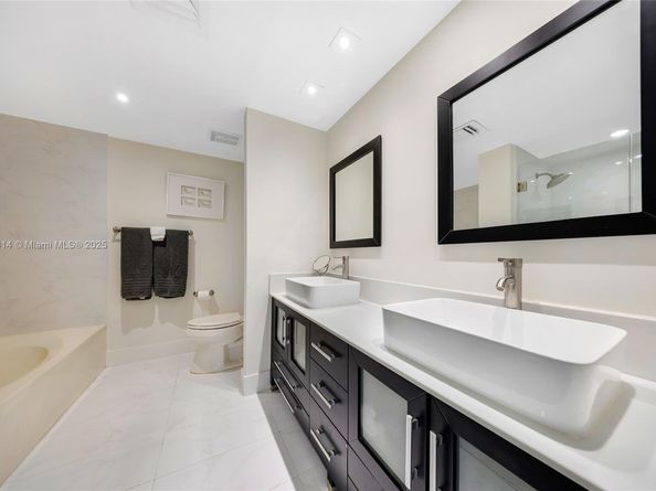 3610 Yacht Club Dr 1409, Aventura FL 33180