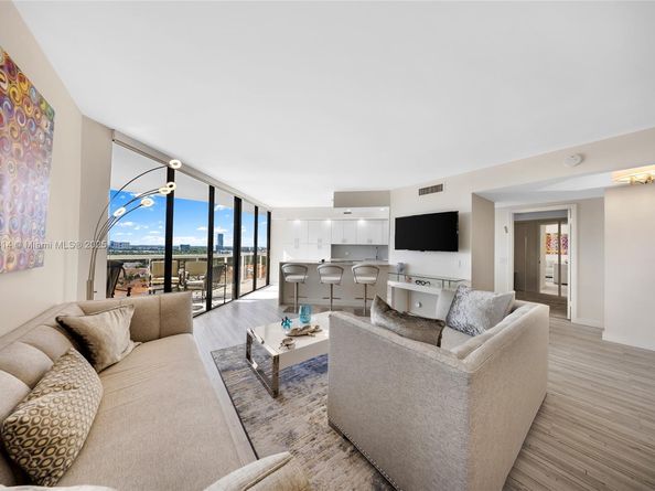 3610 Yacht Club Dr 1409, Aventura FL 33180