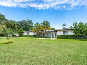 8605 SW 162nd St, Palmetto Bay FL 33157