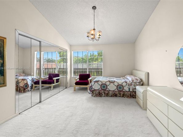 10836 Cypress Glen Dr, Coral Springs FL 33071