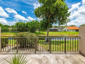 10836 Cypress Glen Dr, Coral Springs FL 33071