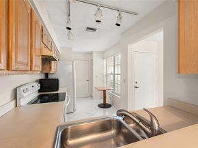 10836 Cypress Glen Dr, Coral Springs FL 33071