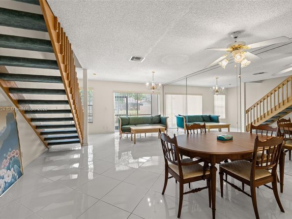 10836 Cypress Glen Dr, Coral Springs FL 33071