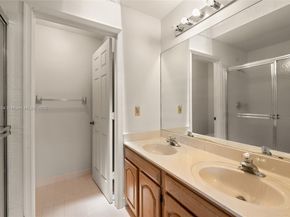 10836 Cypress Glen Dr, Coral Springs FL 33071