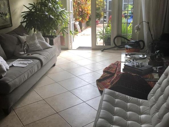 1734 NE 142nd St, North Miami FL 33181