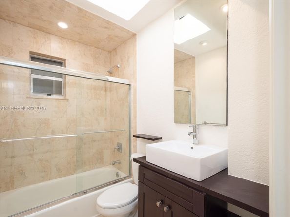 1734 NE 142nd St, North Miami FL 33181