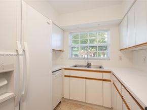 1734 NE 142nd St, North Miami FL 33181