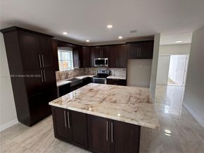 4157 NE 14th St, Homestead FL 33033