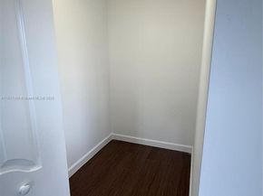 4157 NE 14th St, Homestead FL 33033