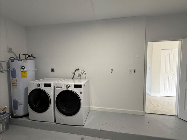 4157 NE 14th St, Homestead FL 33033
